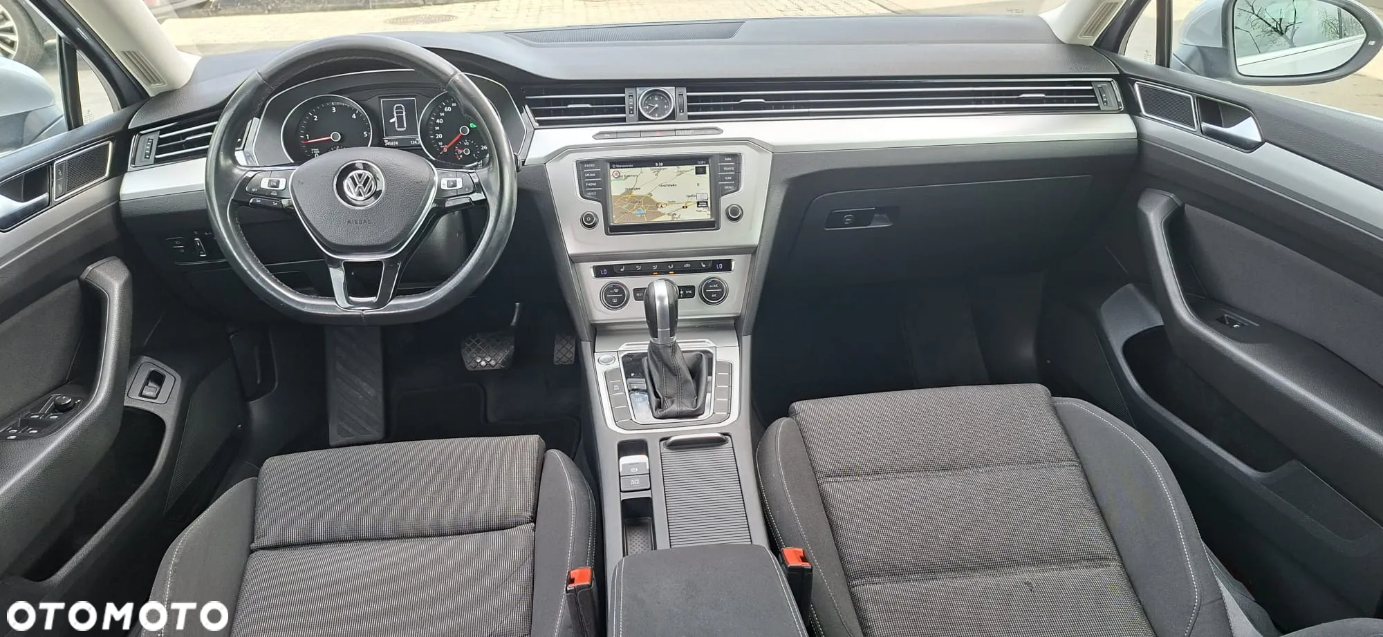 Volkswagen Passat 2.0 TDI BMT Highline DSG - 12