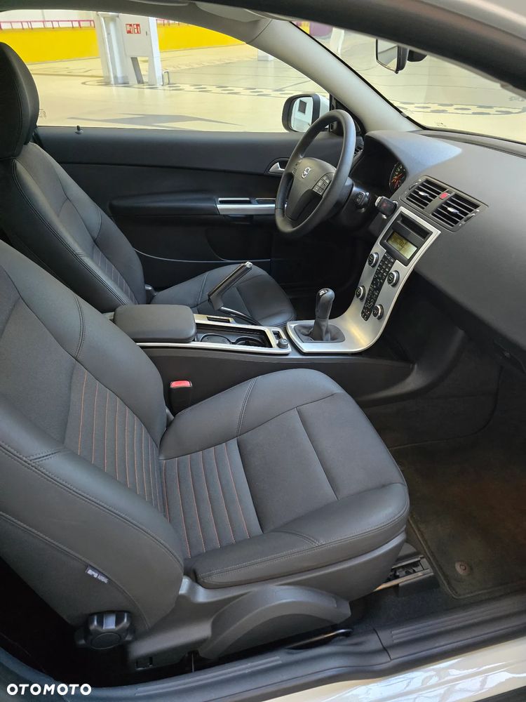 Volvo C30 1.6D DRIVe Momentum - 4