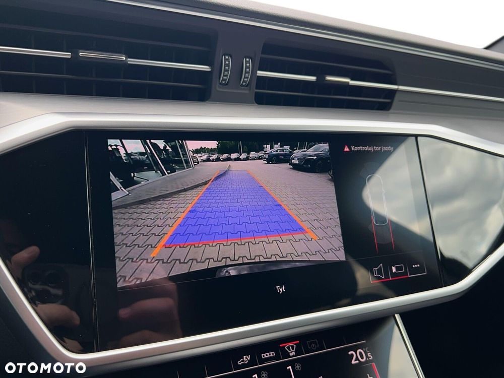 Audi A6 Avant - 11
