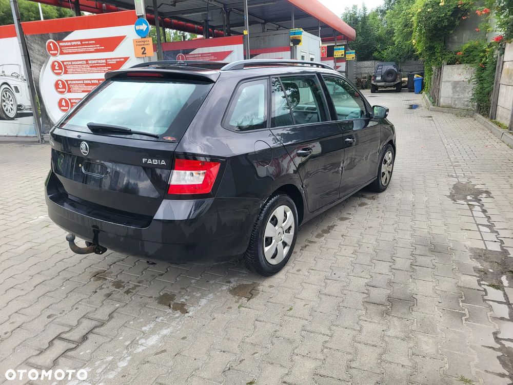 Skoda Fabia 1.0 Joy - 4