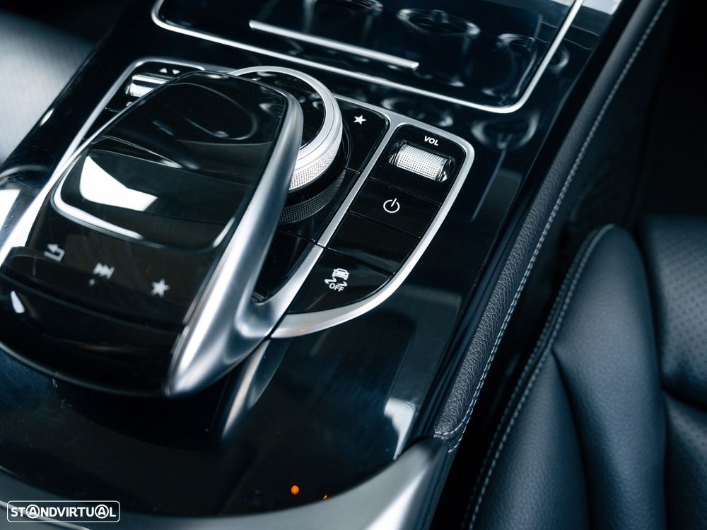 Mercedes-Benz GLC 250 d 4Matic 9G-TRONIC AMG Line - 42