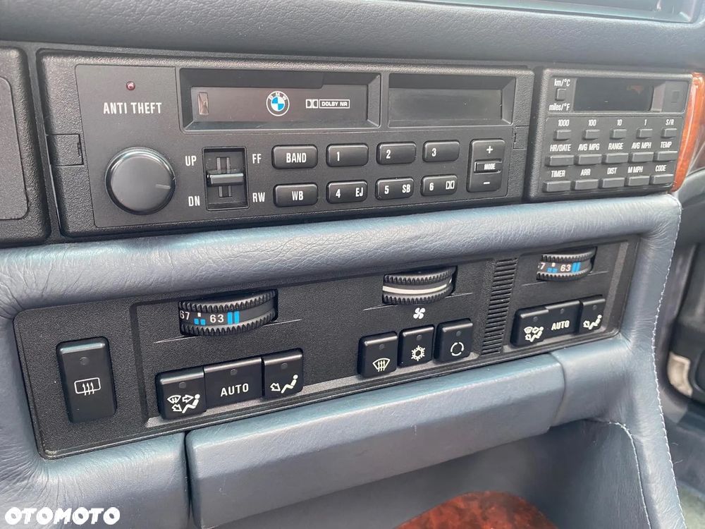 BMW Seria 7 750iL - 21