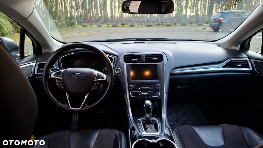 Ford Mondeo SW 2.0 TDCi Titanium PowerShift - 24