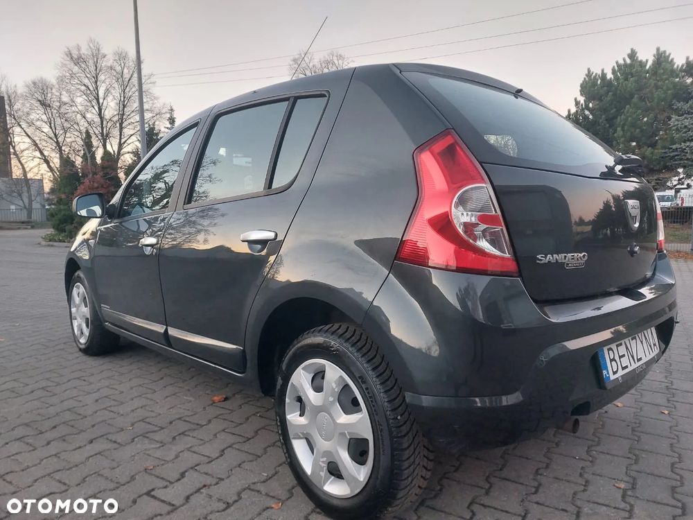 Dacia Sandero - 3