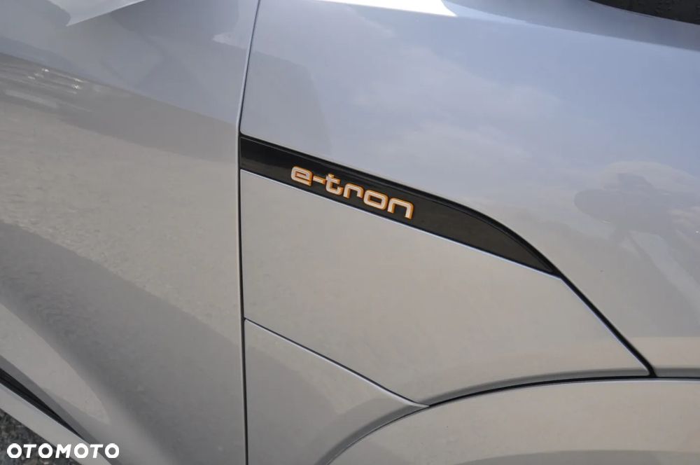 Audi e-tron 50 Quattro S Line - 23