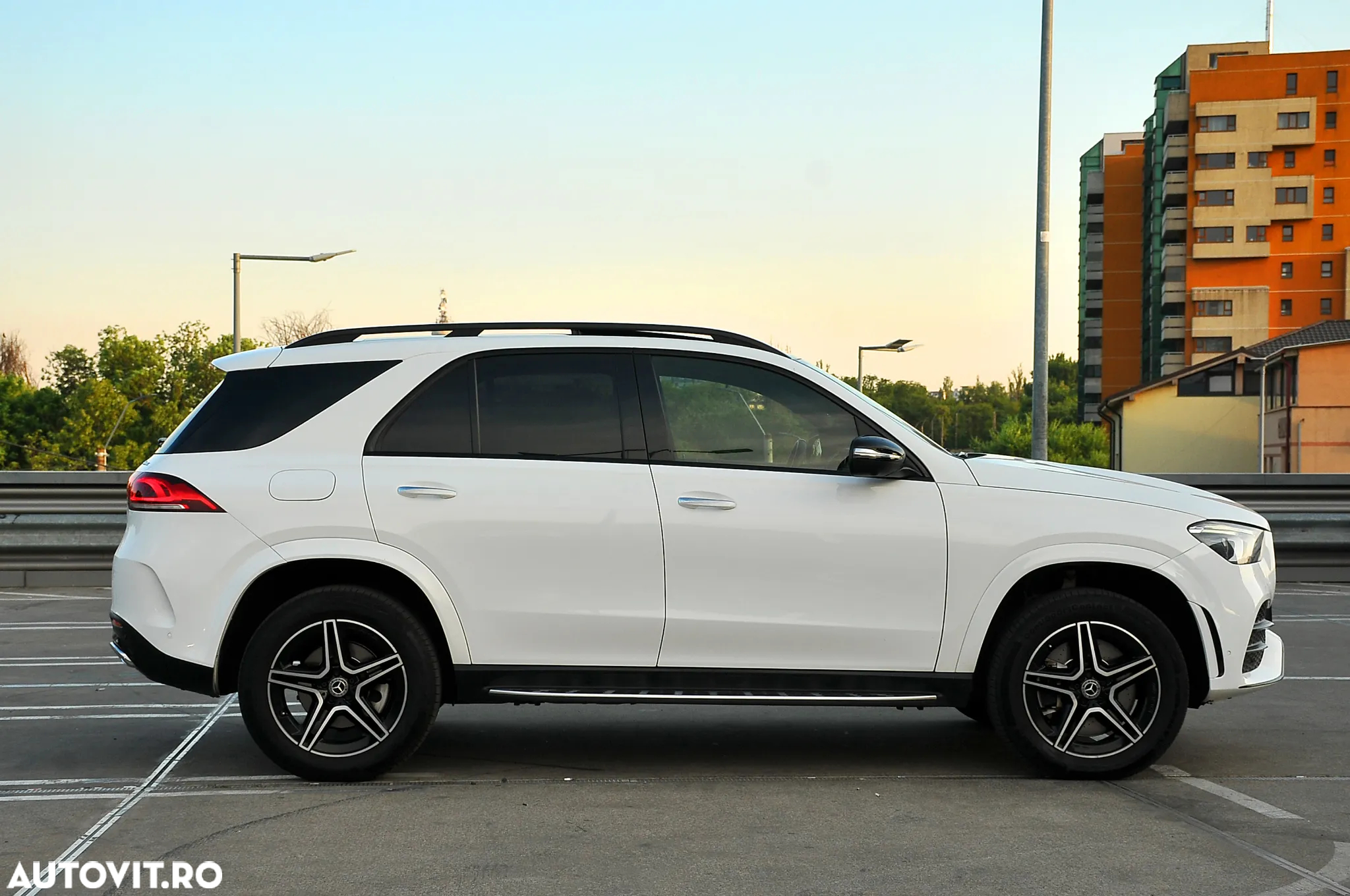 Mercedes-Benz GLE 450 AMG 4Matic 9G-TRONIC AMG Line - 13