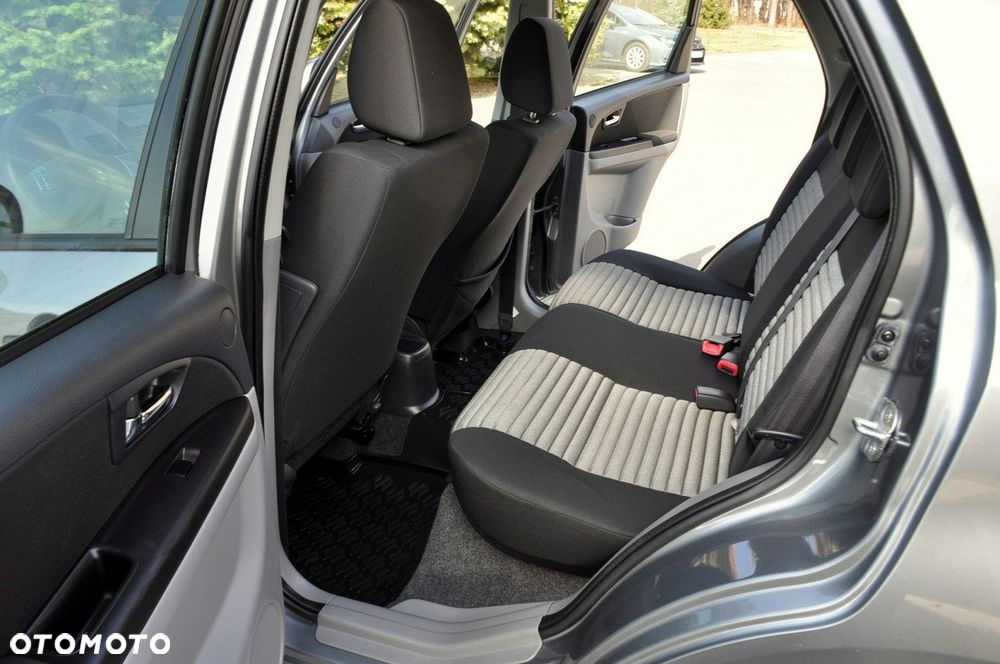 Suzuki SX4 - 21