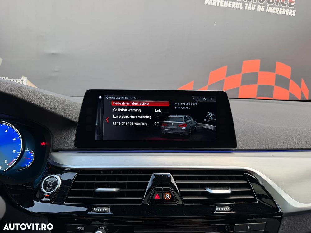 BMW Seria 5 520d Aut. Sport Line - 25