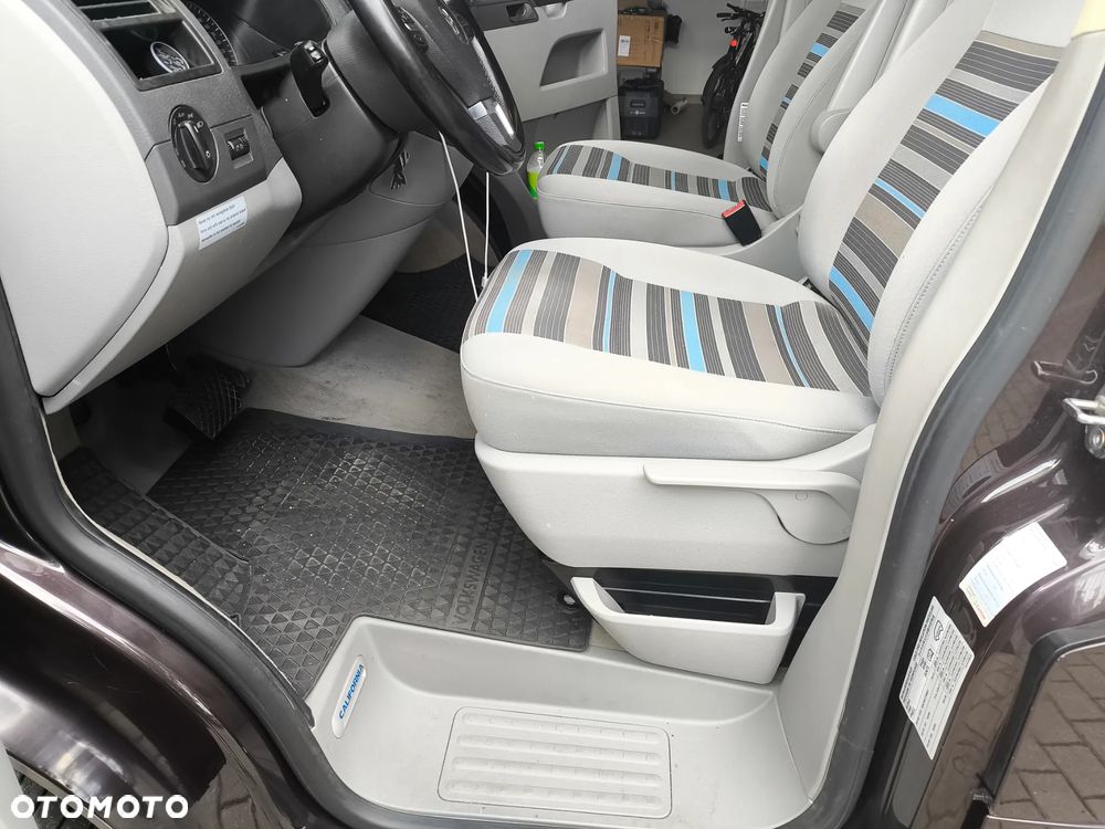 Volkswagen California - 14