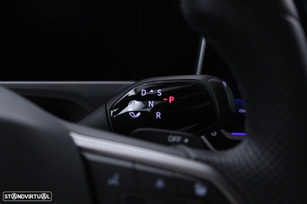 VW Passat Variant 1.5 TSI eHybrid R-Line DSG - 25