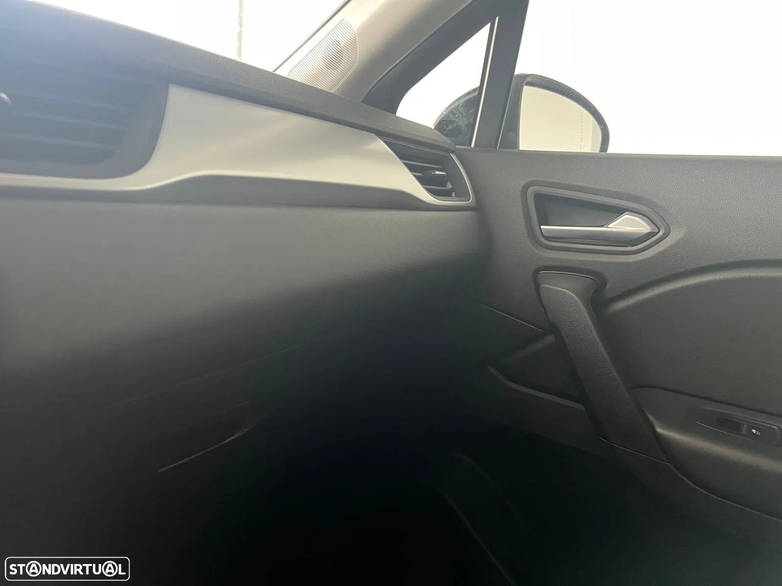 Mitsubishi ASX - 17