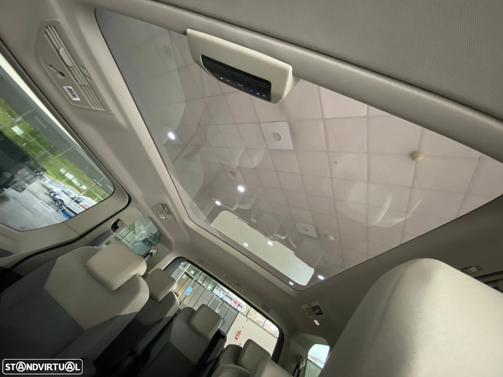 VW Multivan 1.5 TSI e-Hybrid Life DSG - 22