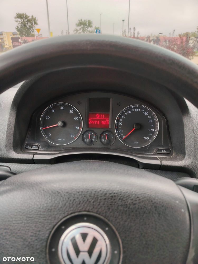 Volkswagen Golf - 15
