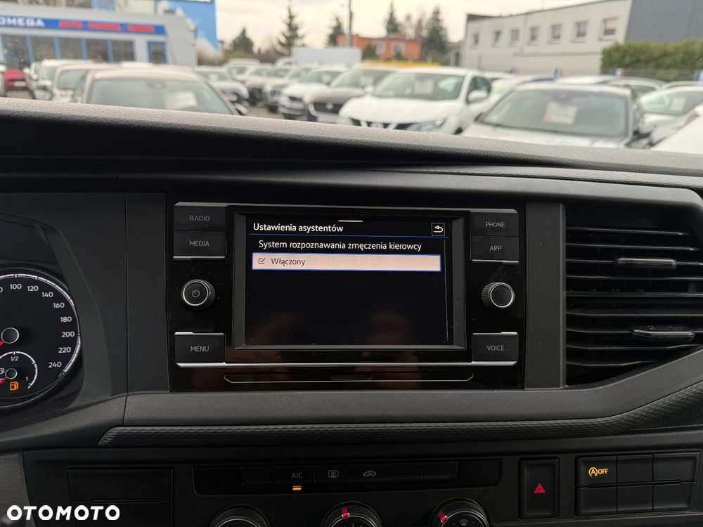 Volkswagen Transporter - 16