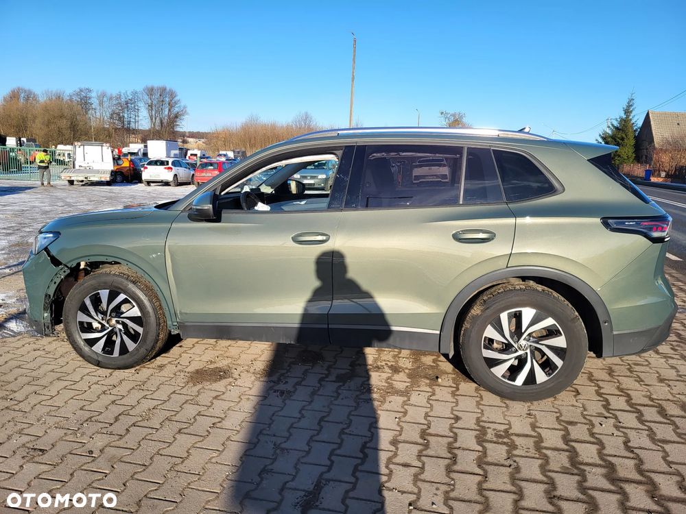 Volkswagen Tiguan - 3