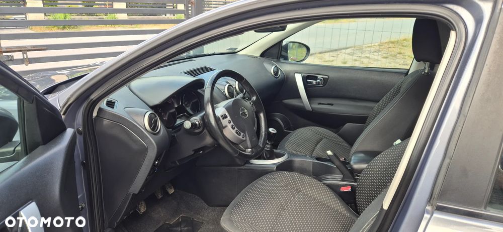 Nissan Qashqai - 12