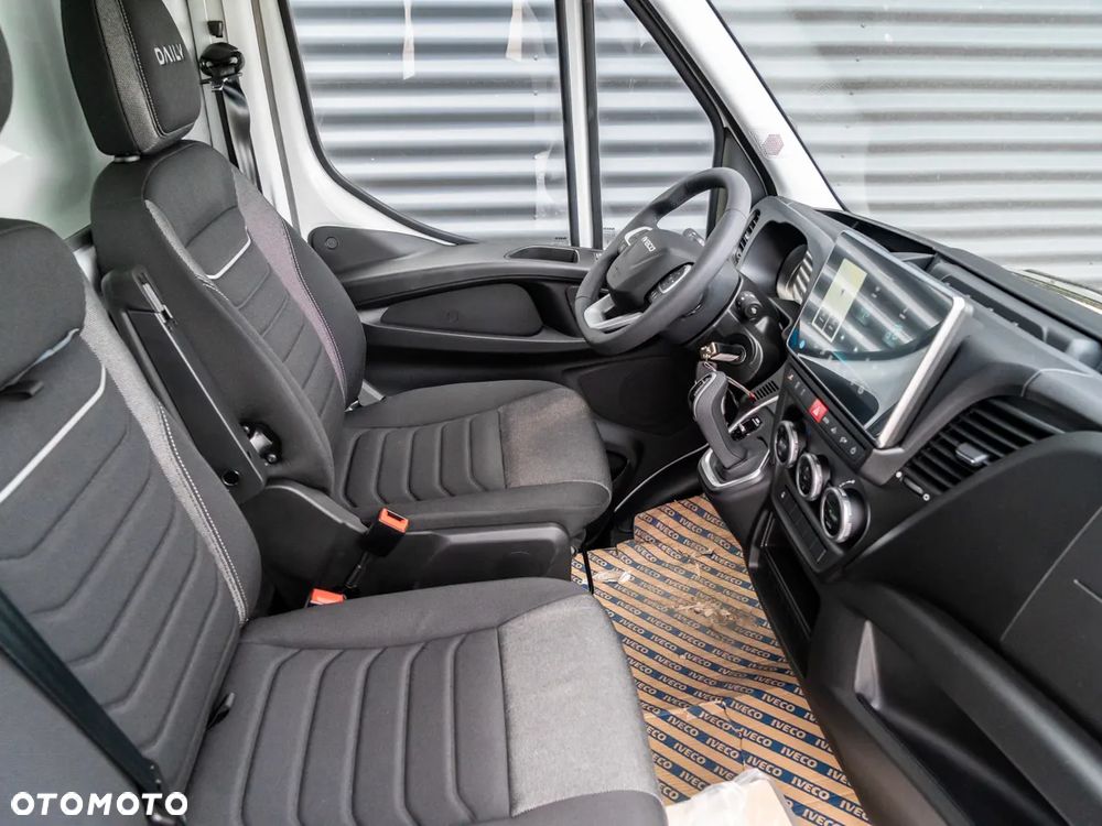 Iveco Daily 35S18HA8 3.0 kontener z windą - 6