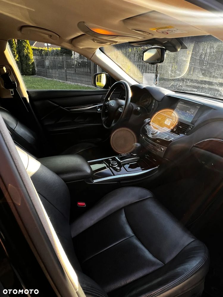 Infiniti Q70 2.2d Sport Tech - 6