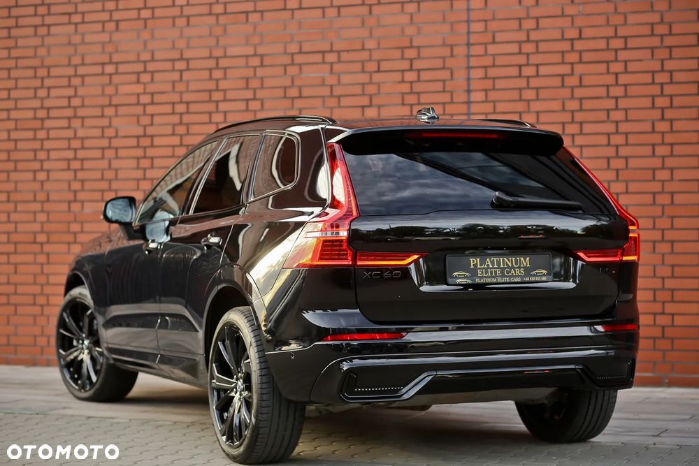 Volvo XC 60 B5 B AWD Plus Black Edition - 13