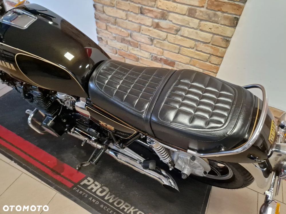 Yamaha XS - 12