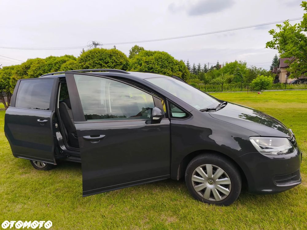 Volkswagen Sharan 2.0 TDI Comfortline DSG - 5