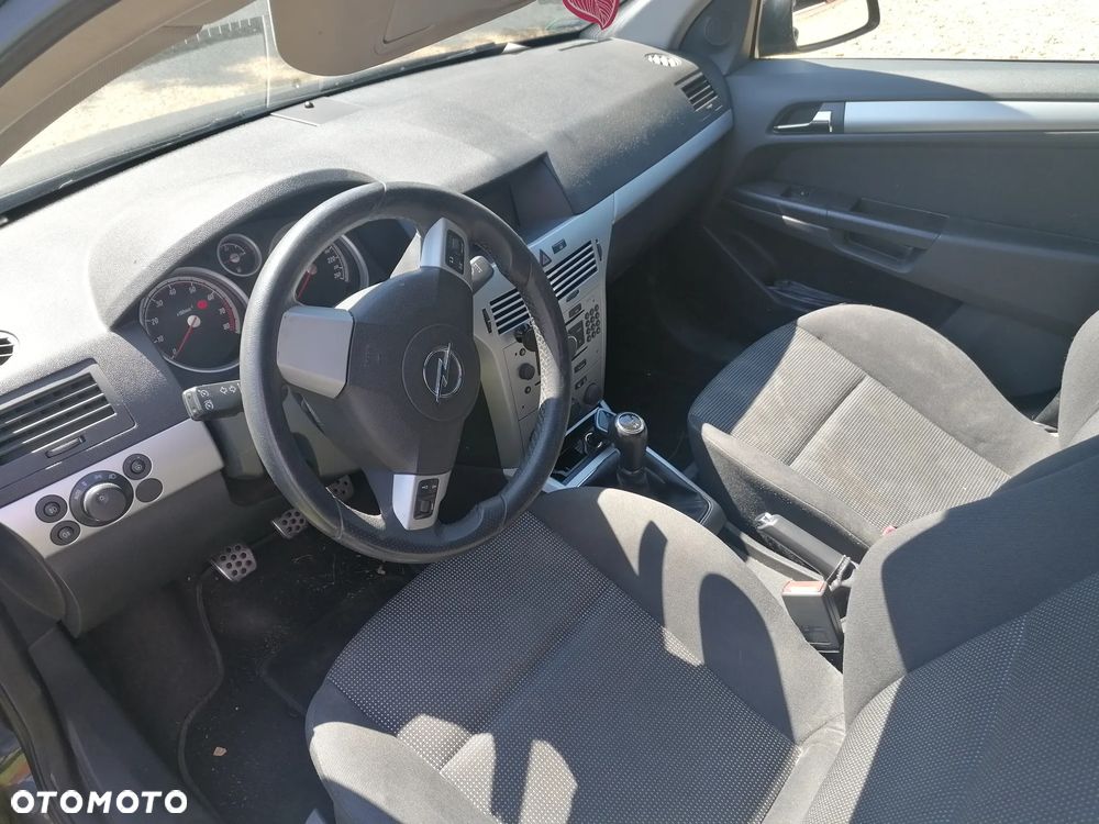 Opel Astra 2007 photo 3