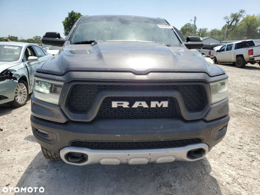 RAM 1500 - 5