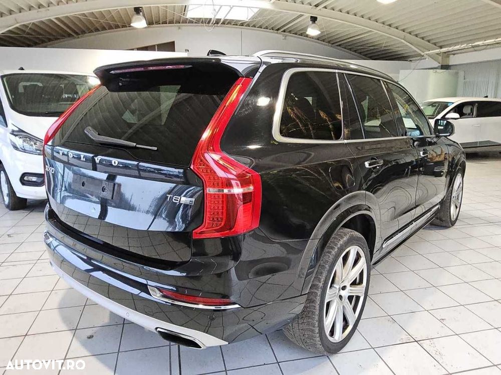 Volvo XC 90 T8 AWD Recharge Geartronic Inscription Edition - 3