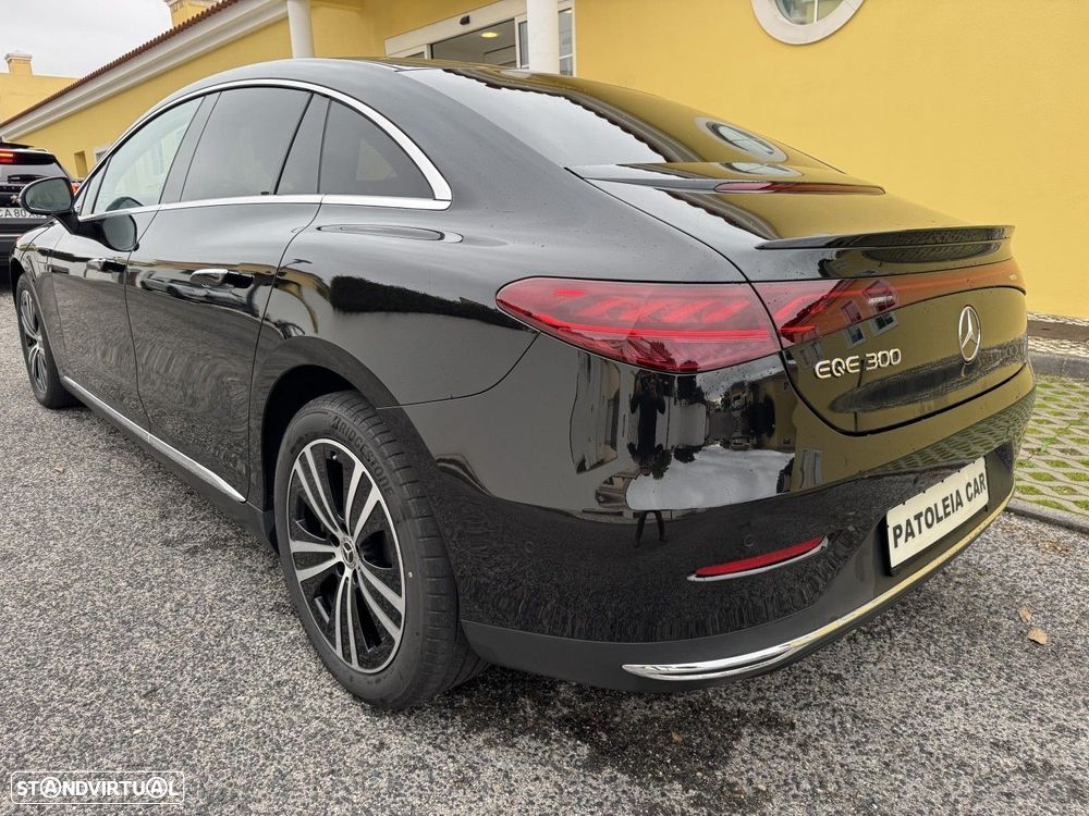 Mercedes-Benz EQE SUV 300 - 3