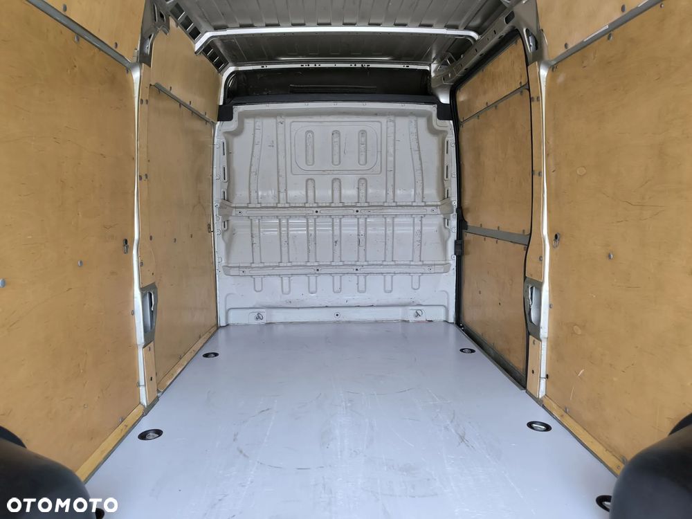 Peugeot Boxer - 32