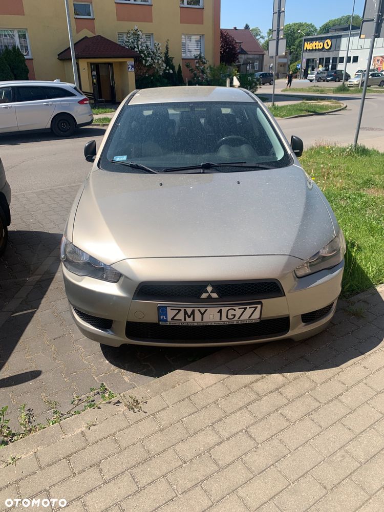 Mitsubishi Lancer - 3