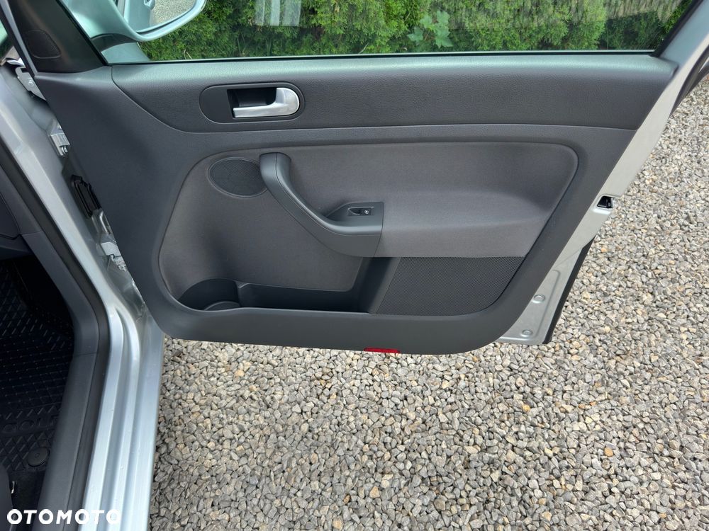 Volkswagen Golf Plus 1.6 Tour - 33