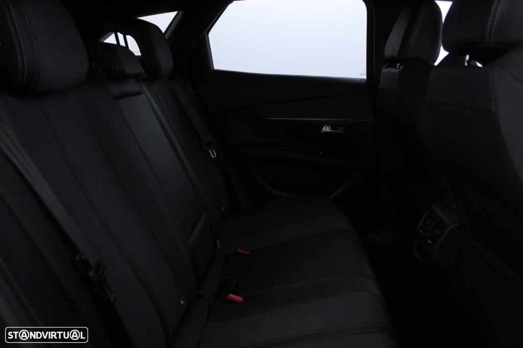 Peugeot 3008 1.5 BlueHDi Allure Pack EAT8 - 15