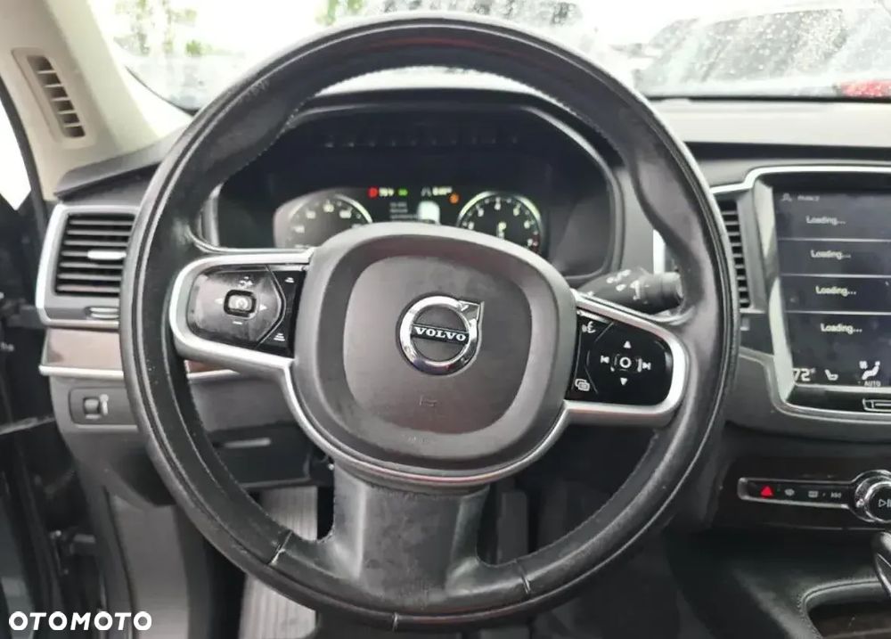 Volvo XC 90 T5 AWD Geartronic Momentum - 10