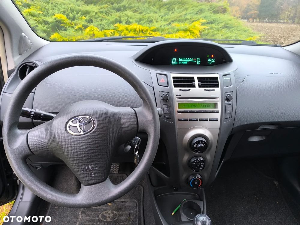 Toyota Yaris 1.0 VVT-i Luna - 1