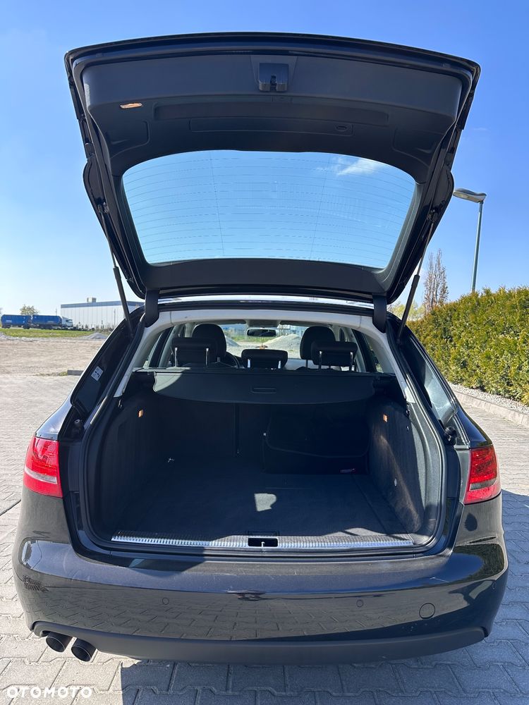 Audi A4 Avant 2.0 TDI - 8