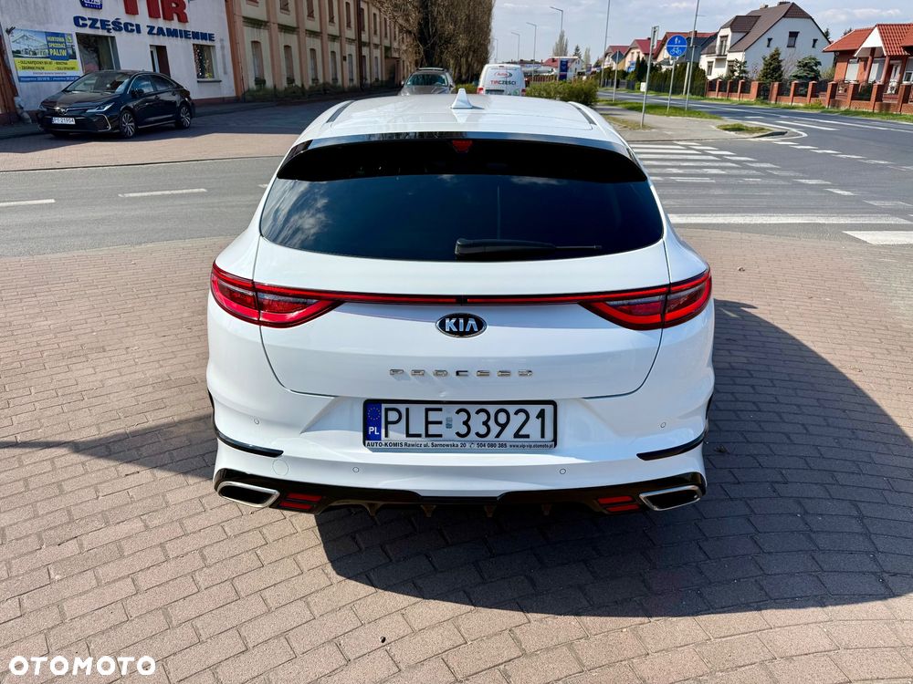 Kia Ceed 1.6 T-GDI DCT7 OPF GT - 4