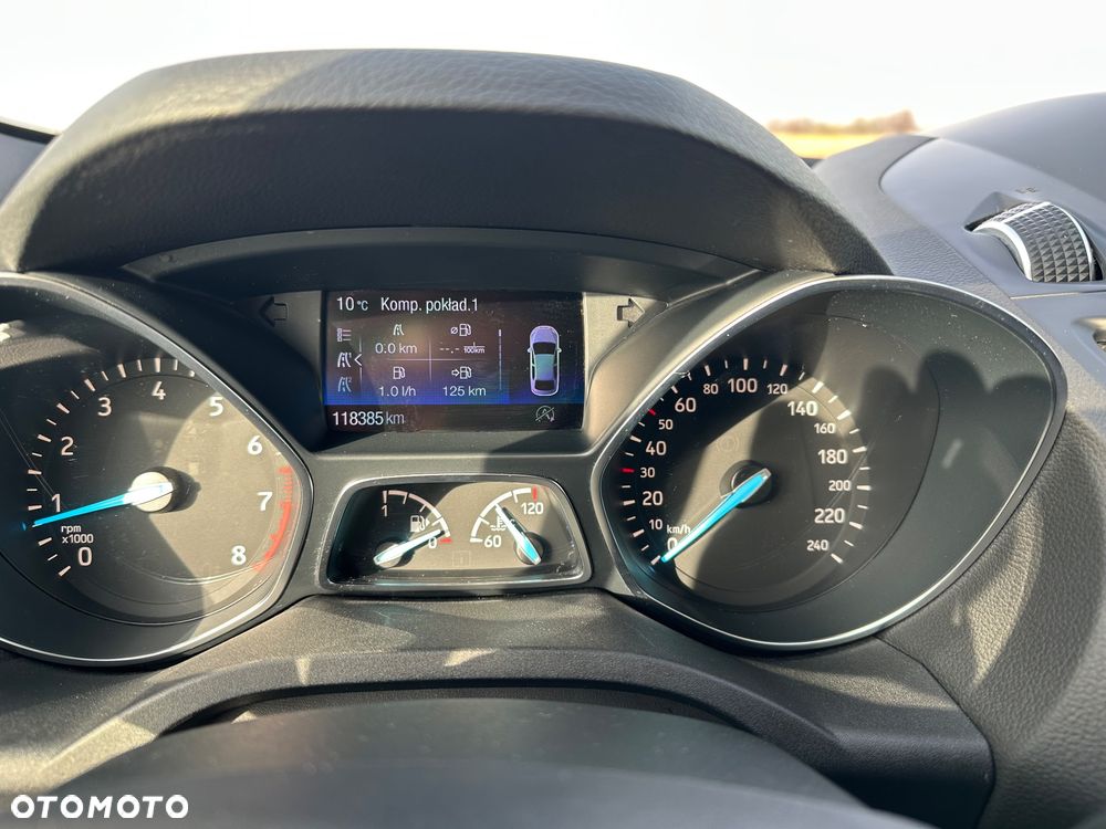 Ford Kuga 1.5 EcoBoost 2x4 ST-Line - 17