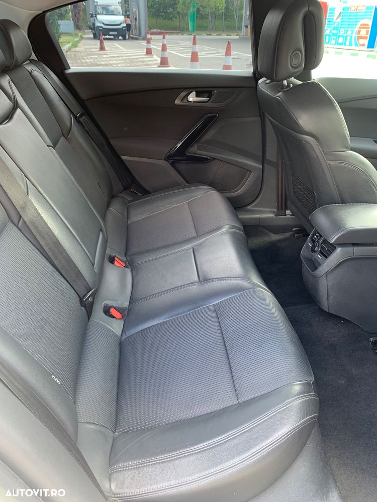 Peugeot 508 Hybrid4 Allure - 11