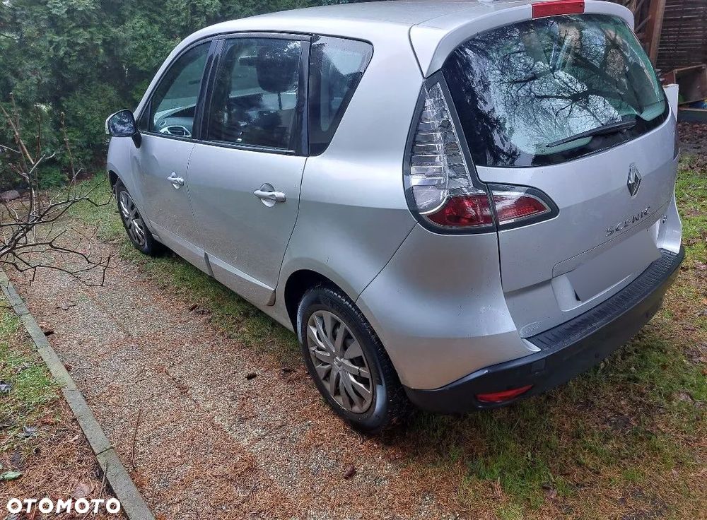 Renault Scenic 1.5 dCi Bose EDC - 5