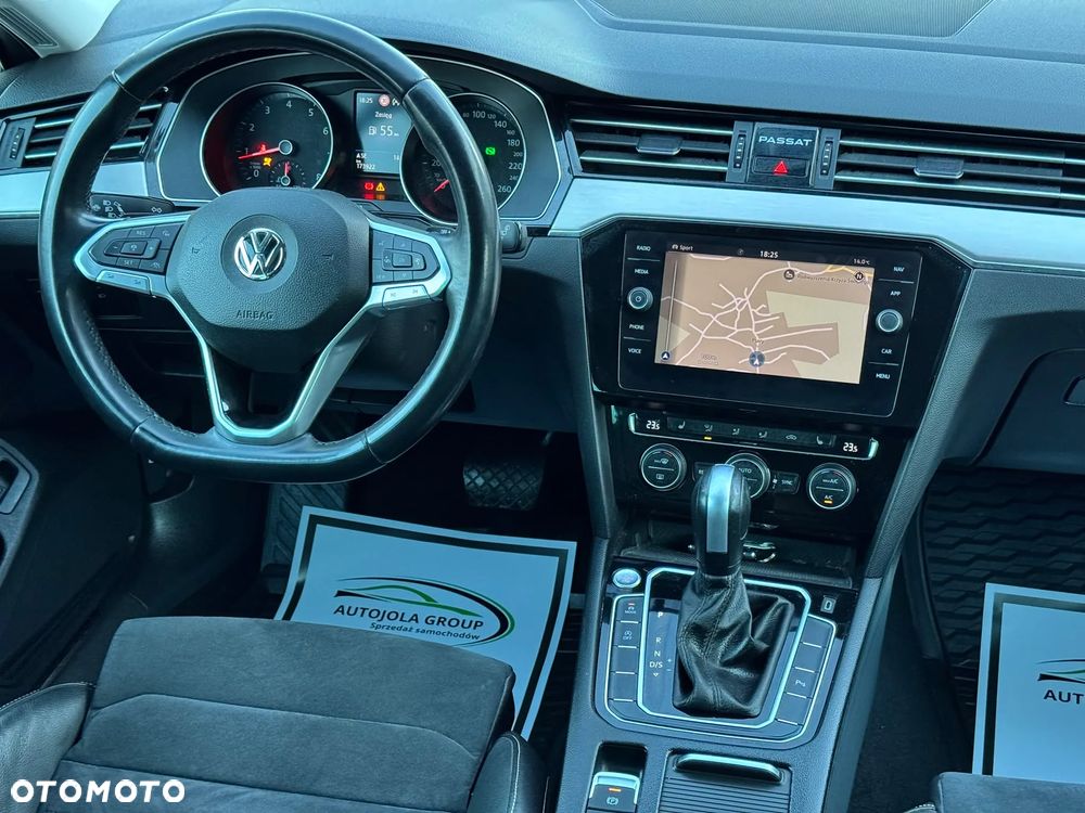 Volkswagen Passat 2.0 TSI Elegance DSG - 12