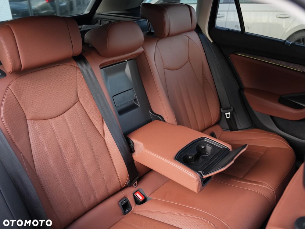 Skoda Superb 1.5 TSI Plug-in Hybrid L&K DSG - 37