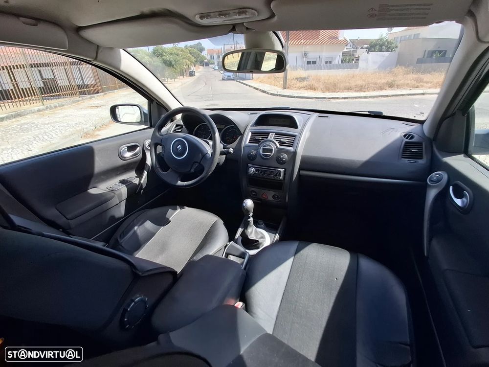 Renault Mégane Break 1.5 dCi Dynamique - 10
