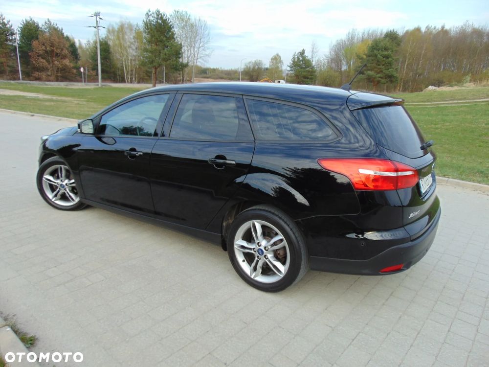 Ford Focus - 28