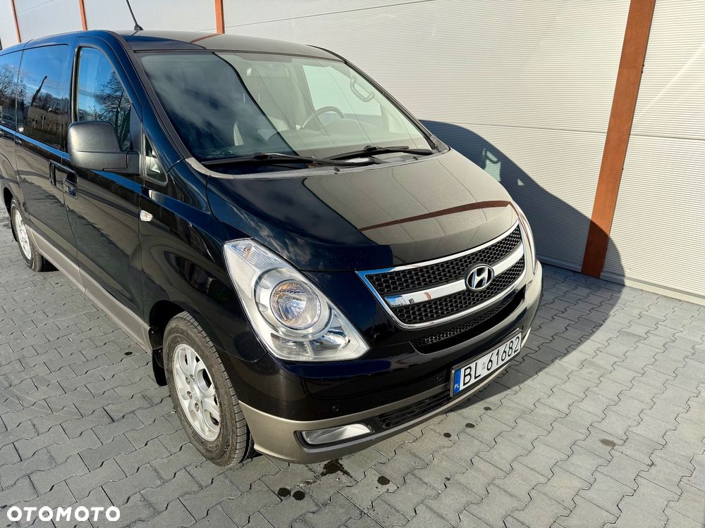 Hyundai H-1 2.5 CRDi Travel Comfort - 1