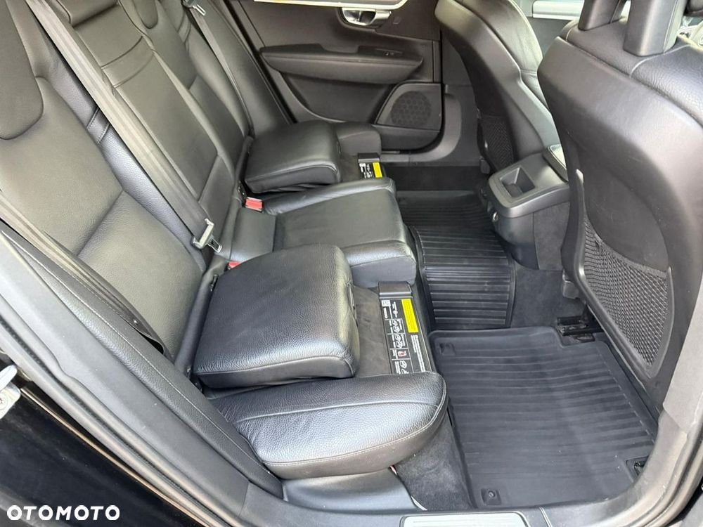 Volvo V90 T5 Momentum - 12