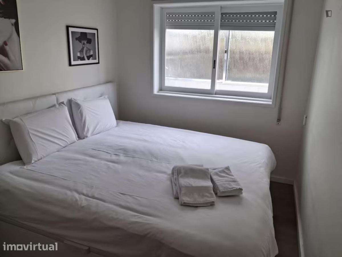 Apartamento com 1 quartos - localizado em Paranhos Porto - Grande imagem: 3/8