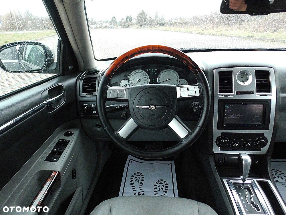 Chrysler 300C 2.7 Automatik - 16