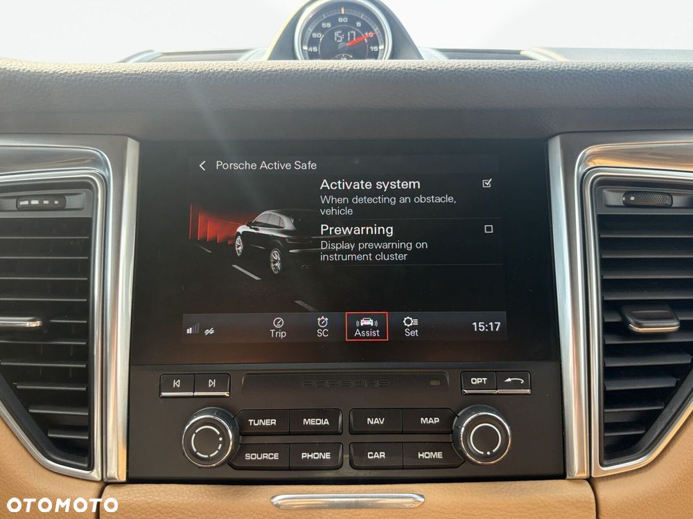 Porsche Macan S - 28