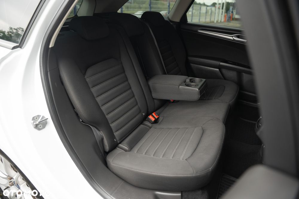 Ford Mondeo SW 2.0 TDCi S&S PowerShift-Aut Business Edition - 36